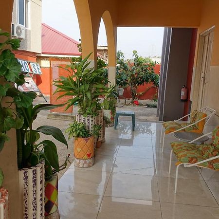 Cheers Guesthouse Botianaw Ngoại thất bức ảnh