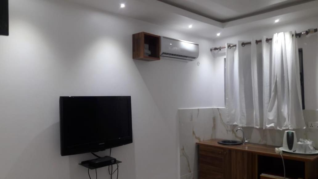 Cheers Guesthouse Botianaw Ngoại thất bức ảnh