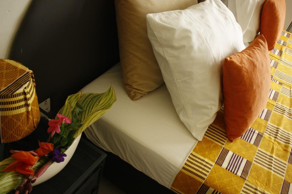Cheers Guesthouse Botianaw Ngoại thất bức ảnh