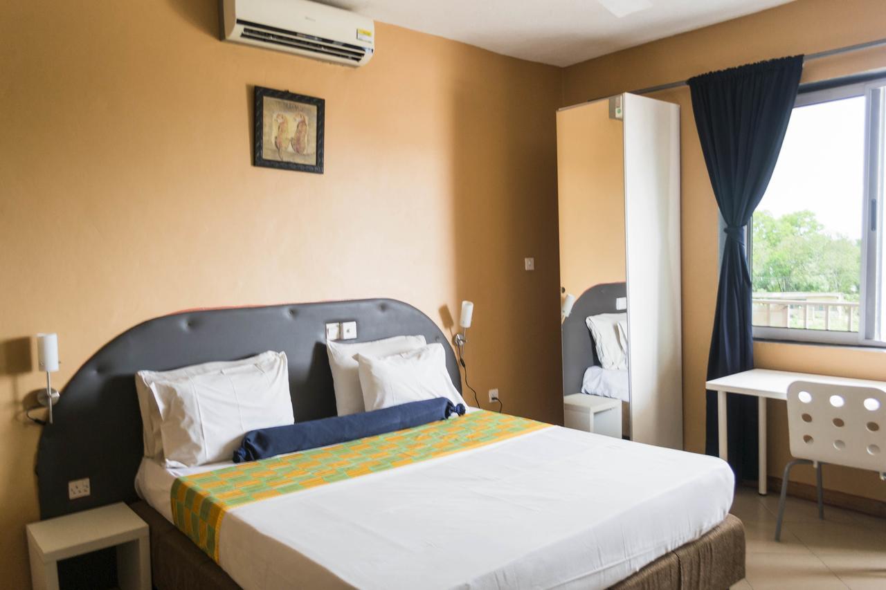 Cheers Guesthouse Botianaw Ngoại thất bức ảnh