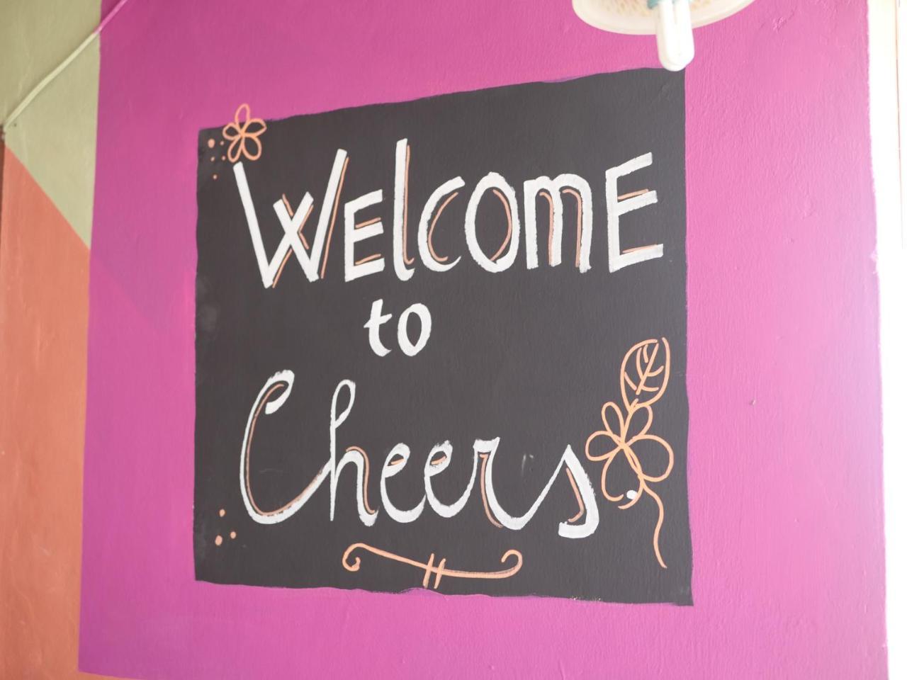 Cheers Guesthouse Botianaw Ngoại thất bức ảnh