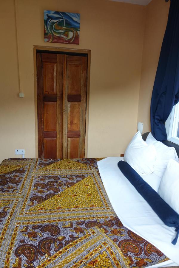 Cheers Guesthouse Botianaw Ngoại thất bức ảnh