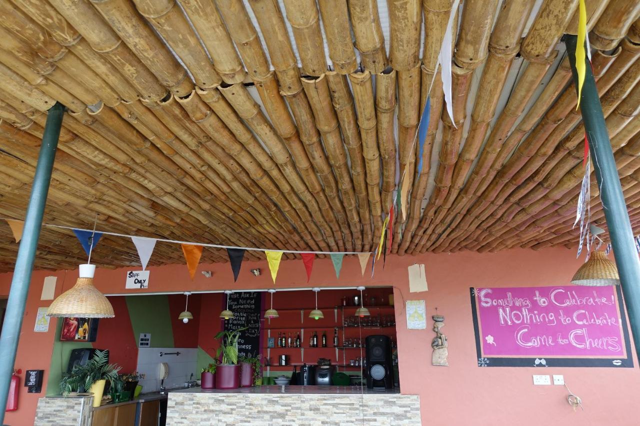Cheers Guesthouse Botianaw Ngoại thất bức ảnh